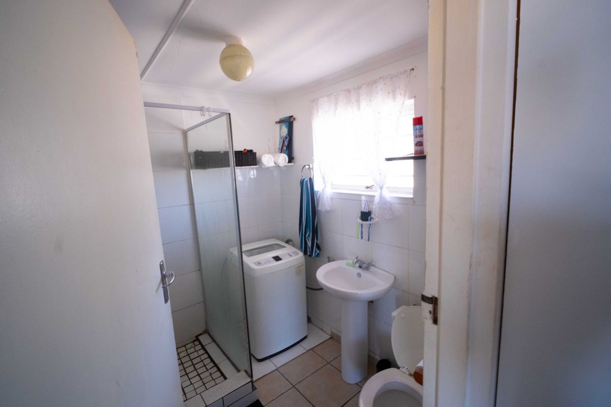 Investor’s Dream in Gorgeous Gansbaai! - Photo 4