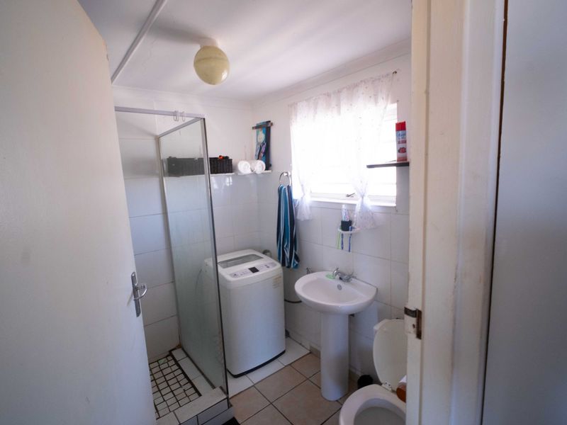Investor’s Dream in Gorgeous Gansbaai! - Photo 4