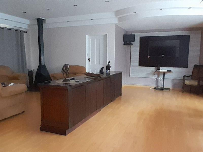 big House forsale - Photo 10