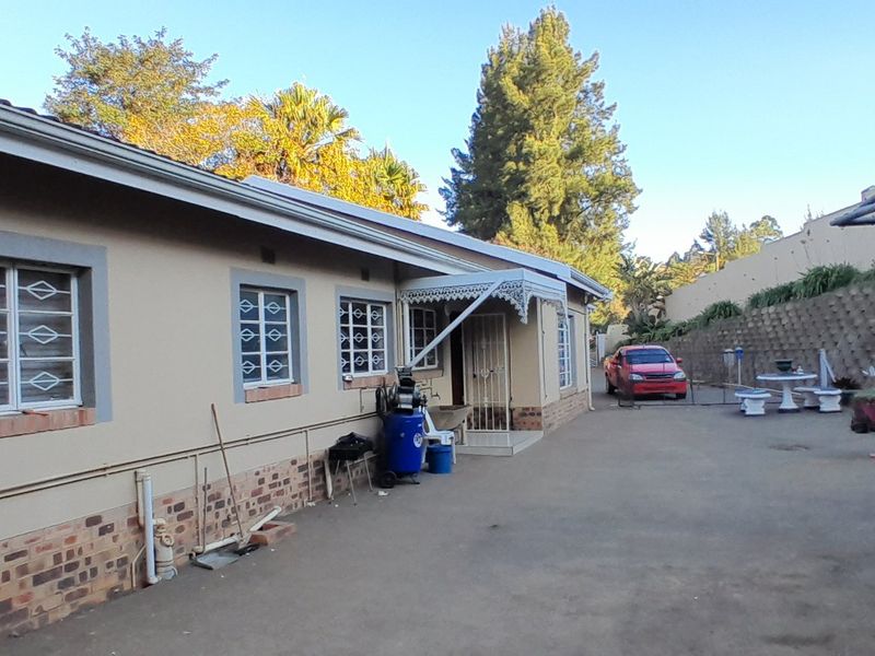 big House forsale - Photo 5