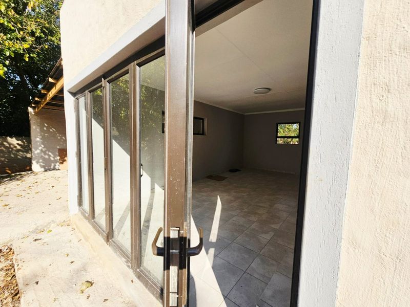 A Newly built 2 bedroom 2 bathroom cottage for rent in Monavoni - Photo 2