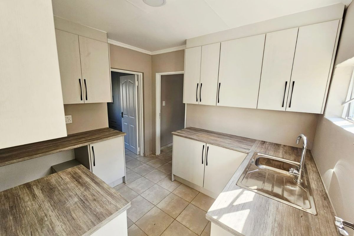 A Newly built 2 bedroom 2 bathroom cottage for rent in Monavoni - Photo 4