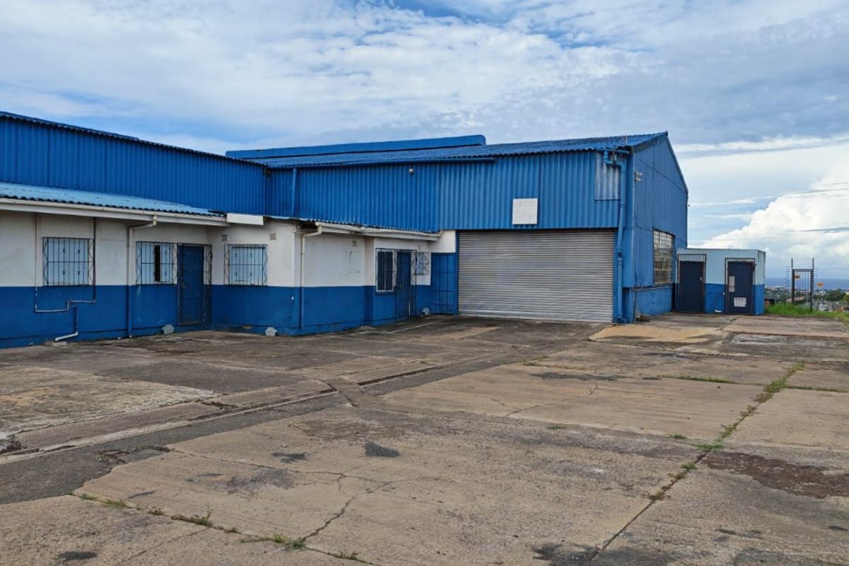 Warehousing for rent in Umzinto - Photo 4