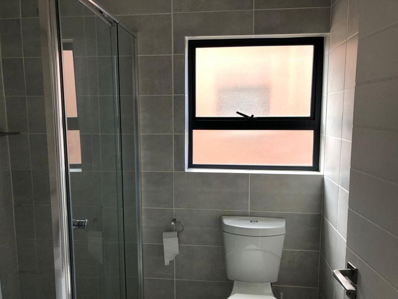 Modern 1-Bedroom Apartment for Sale at The Blyde, Pretoria - Photo 4