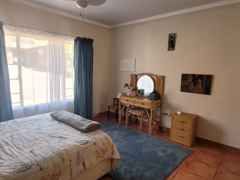 Mountain View Family Home Without Levies - Photo 4