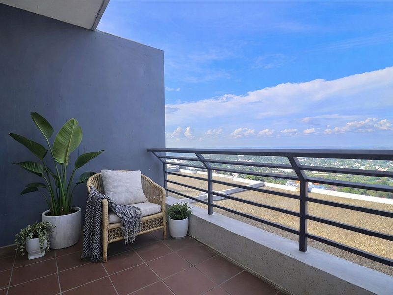 Incredible Views | 2 Bedroom Apartment in Sought-After Worlds View, Northcliff - Photo 9