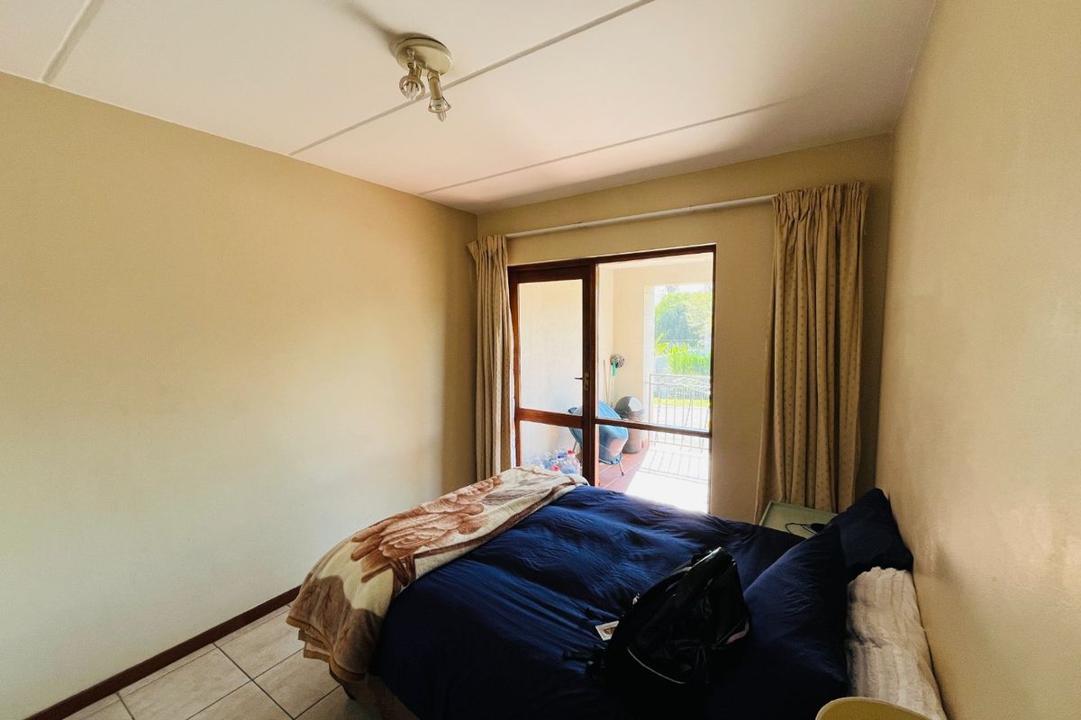 One apartment  for sale in  Noordwyk, Midrand call  us Now!! - Photo 5