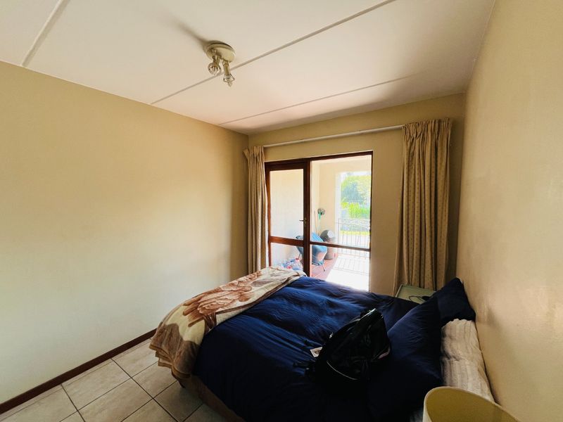 One apartment  for sale in  Noordwyk, Midrand call  us Now!! - Photo 5