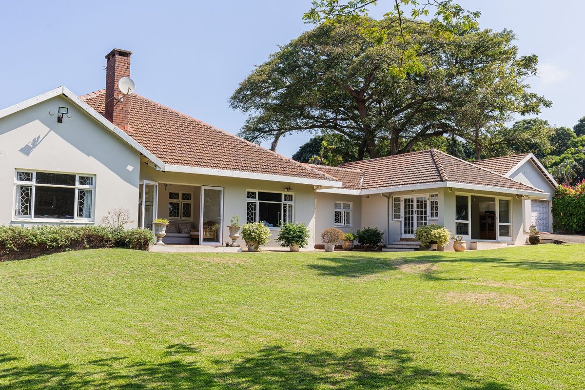 Modern Large Farmstyle House - Photo 3