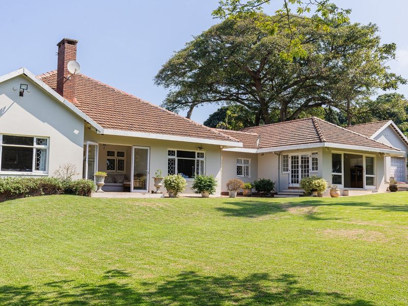 Modern Large Farmstyle House - Photo 3