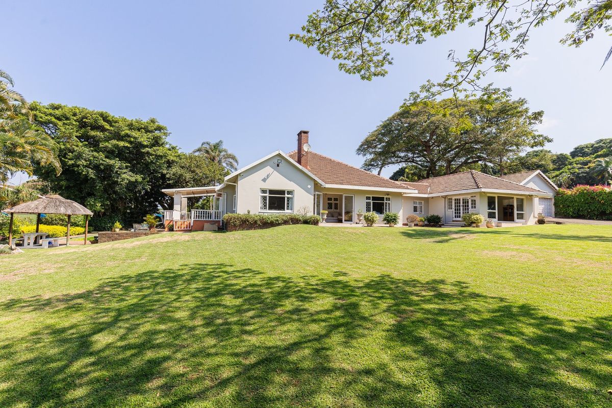 Modern Large Farmstyle House - Photo 2