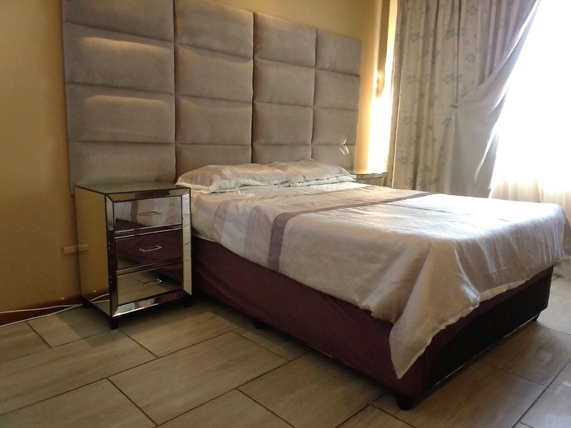 Modern  2 Bedroom apartment in Essenwood  - Photo 10