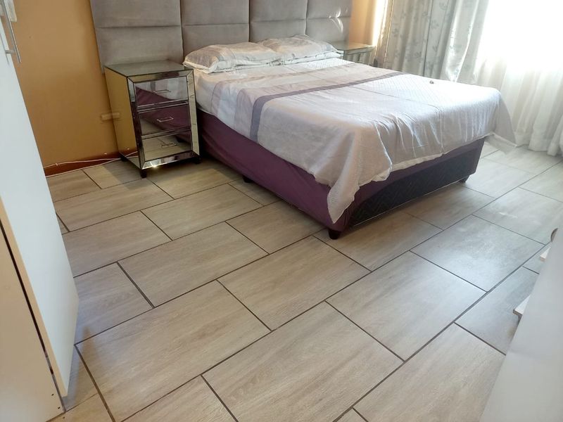 Modern  2 Bedroom apartment in Essenwood  - Photo 9