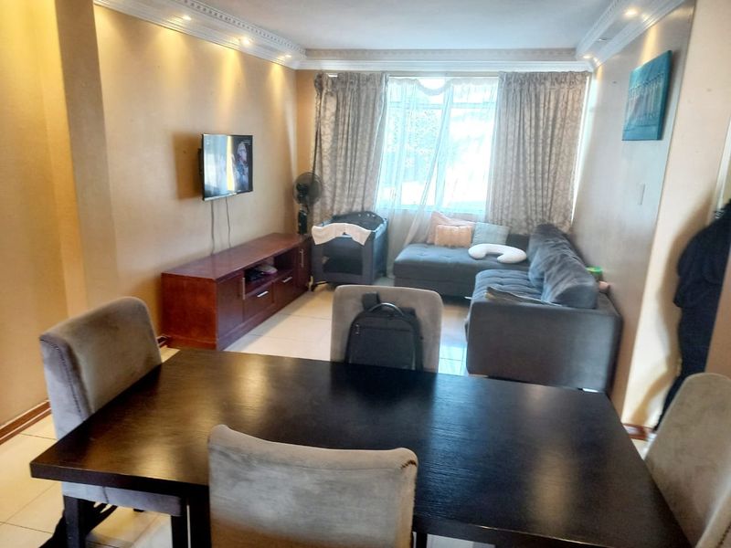 Modern  2 Bedroom apartment in Essenwood  - Photo 6