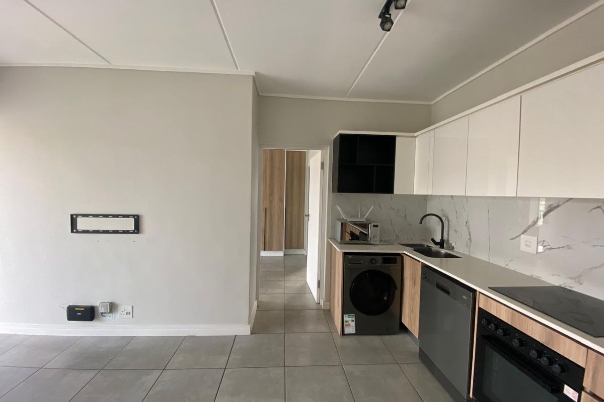 EXQUISITE 1 BEDROOM 1 BATHROOM APARTMENT AVAILABLE FOR IMMEDIATE OCCUPANCY IN MUNYAKA - Photo 4