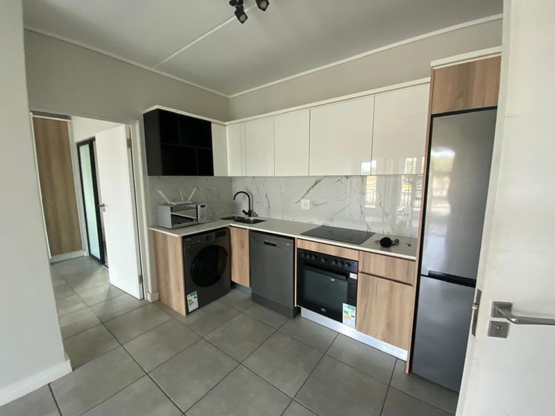EXQUISITE 1 BEDROOM 1 BATHROOM APARTMENT AVAILABLE FOR IMMEDIATE OCCUPANCY IN MUNYAKA - Photo 9
