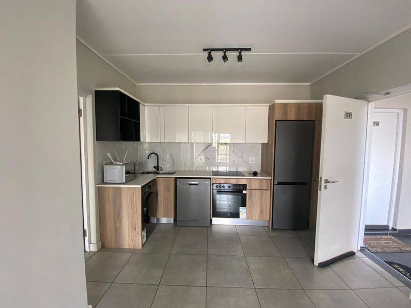EXQUISITE 1 BEDROOM 1 BATHROOM APARTMENT AVAILABLE FOR IMMEDIATE OCCUPANCY IN MUNYAKA - Photo 7