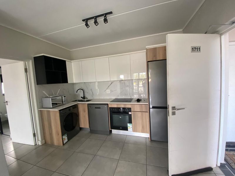 EXQUISITE 1 BEDROOM 1 BATHROOM APARTMENT AVAILABLE FOR IMMEDIATE OCCUPANCY IN MUNYAKA - Photo 5