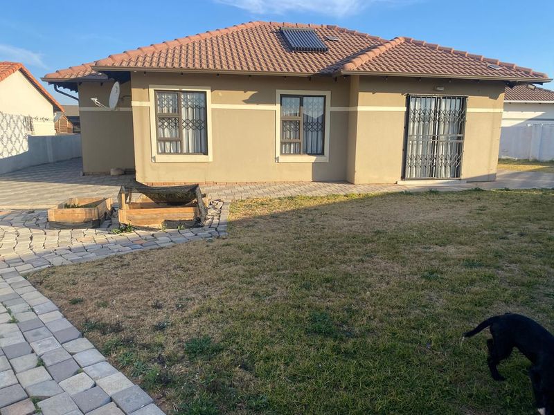 3 BEDROOMS 2 BATHROOMS FREE STANDING HOUSE IN A SECURED COMPLEX IN BLUE HILLS MIDRAND AVAILABLE FOR RENTAL - Photo 3