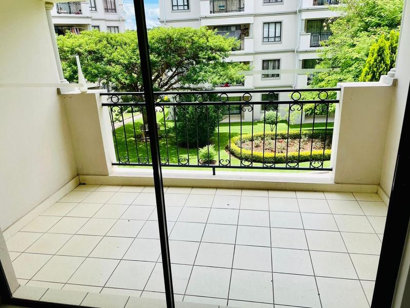 WELL KEPT 2 BEDROOMS 1 FULL BATHROOM AVAILABLE FOR OCCUPATION 1ST OF JUNE IN NOORDWYK MIDRAND - Photo 9