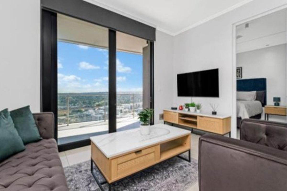 2 Bedroom apartment/flat for sale - Photo 5