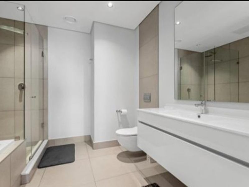 2 Bedroom apartment/flat for sale - Photo 6