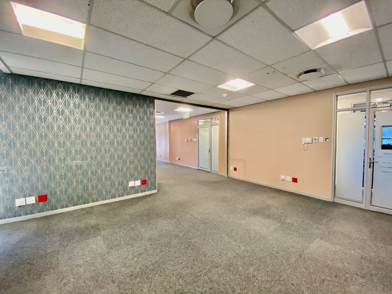 P-Grade Office Suite Available At Loftus - Photo 4
