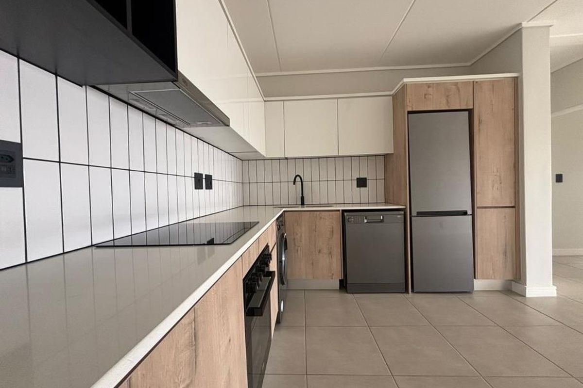 TWO BEDROOMS AND TWO BATHROOMS - Photo 5