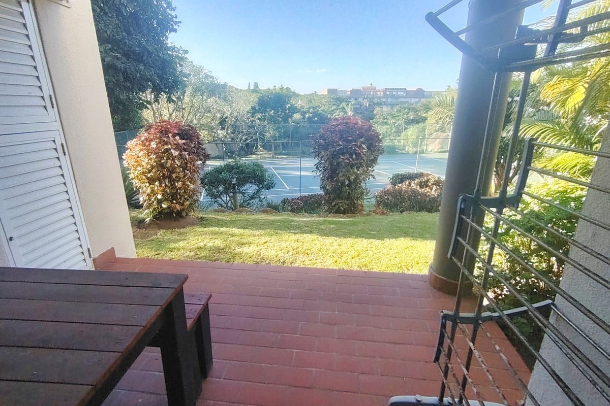 MR698196 Gorgeous ground floor unit in Laguna La Crete - Photo 2