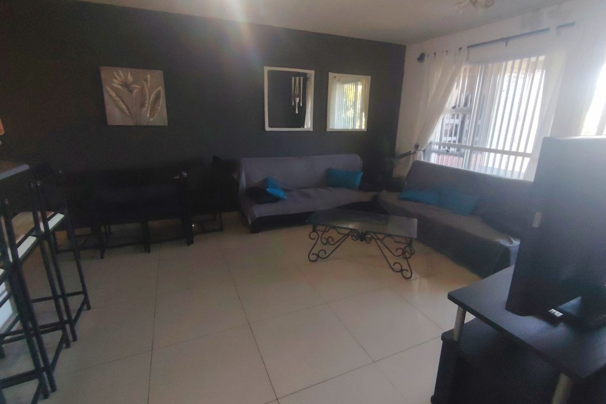 MR698196 Gorgeous ground floor unit in Laguna La Crete - Photo 4