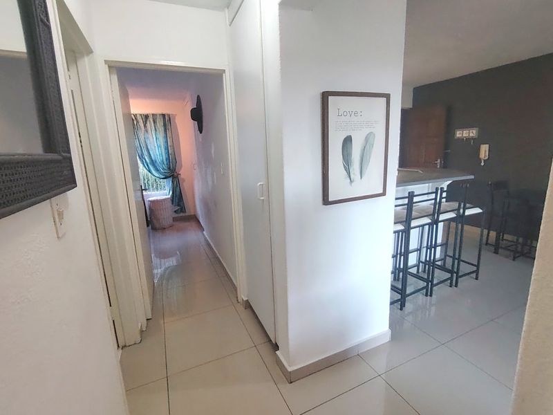 MR698196 Gorgeous ground floor unit in Laguna La Crete - Photo 9