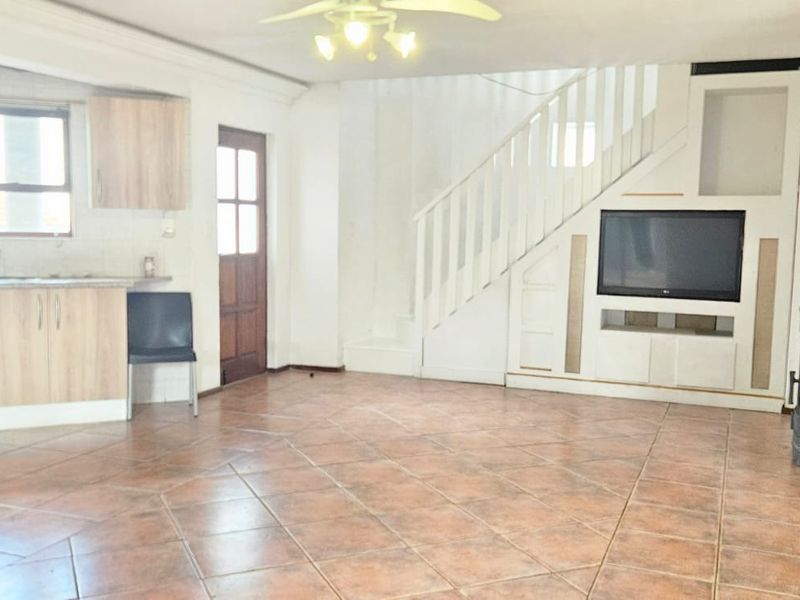 Beautiful 2-Bedroom Unit in Sought-After Boskruin Complex!!! - Photo 7