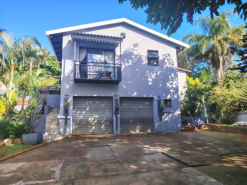 Corner property ideal as a Family home that ticks all the boxes and move in ready.  - Photo 3