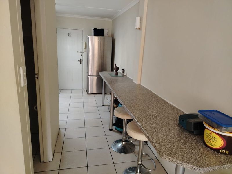 One Bedroom Apartment in Parow - Photo 7