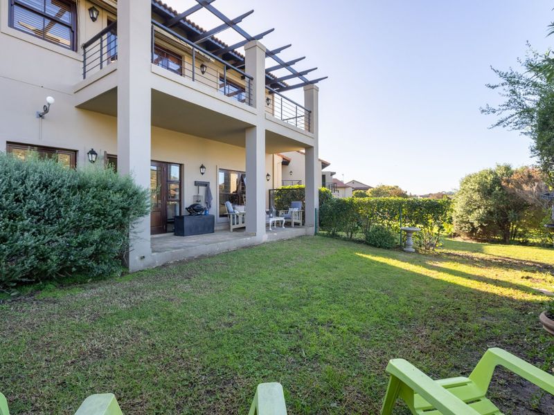 Fabulous ground floor unit in Whale Rock Village - Photo 1
