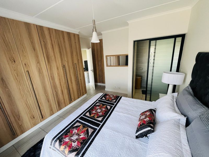 Three bedroom And two  bath apartment  for rent in  Waterfall, call us Now!! - Photo 5