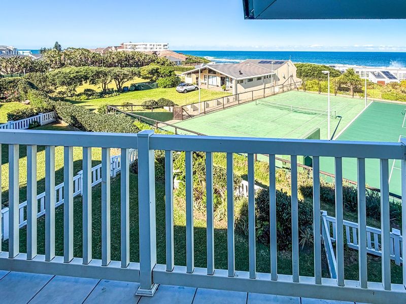 Upmarket Seaspray Estate Living; Your Chance to Own Coastal Elegance in Gonubie with Magical Elevated Sea Views.  - Photo 2