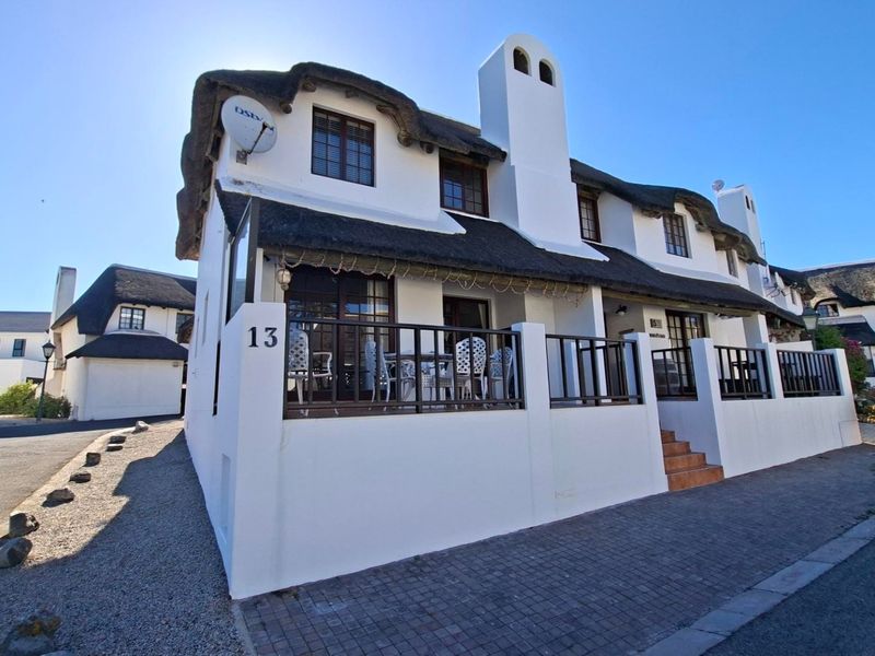 2 Bedroom Lock-Up-and-Go home in Shelley Point - semi-detached  - Photo 2