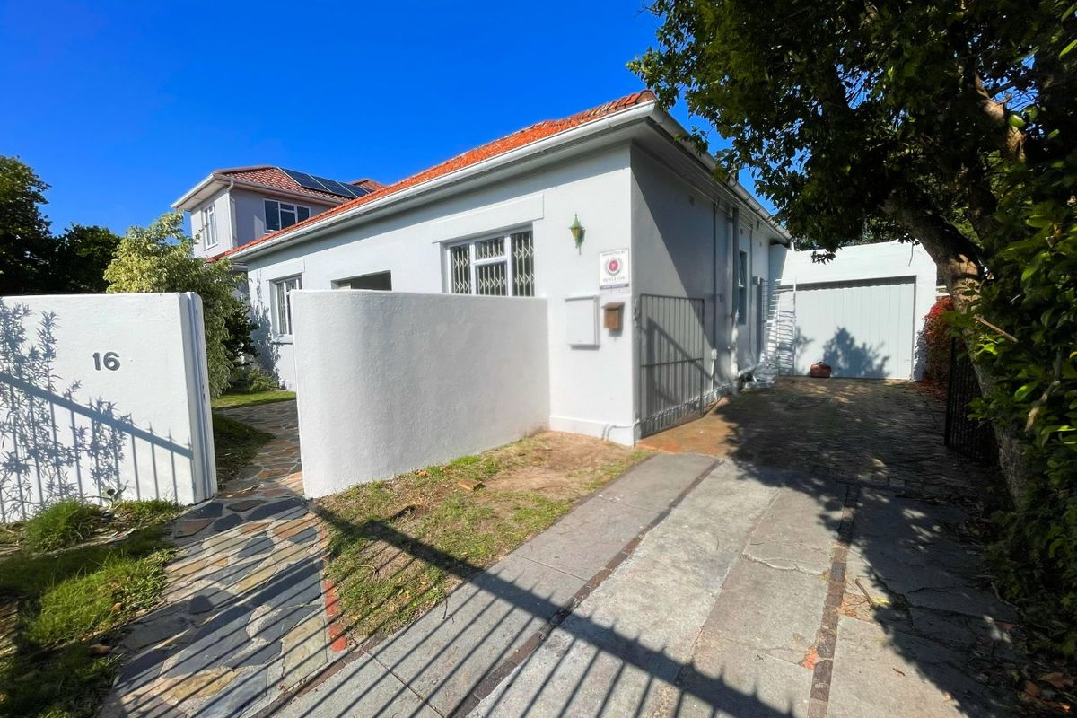 Exclusive Listing in one of Claremont's sort after areas. Not to be missed!! - Photo 2