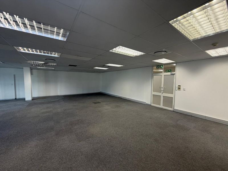 First Floor Commercial Unit in the Heart of the V&A Waterfront - Photo 8