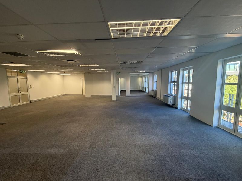 First Floor Commercial Unit in the Heart of the V&A Waterfront - Photo 1