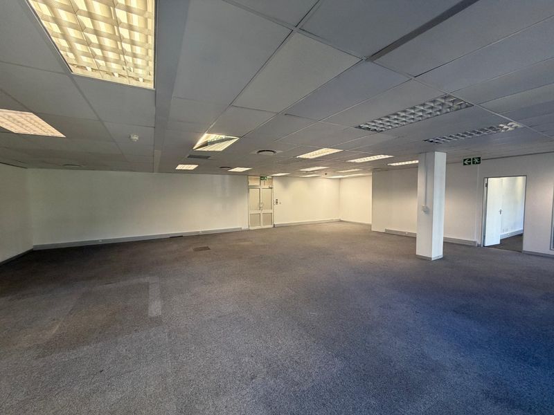 First Floor Commercial Unit in the Heart of the V&A Waterfront - Photo 2