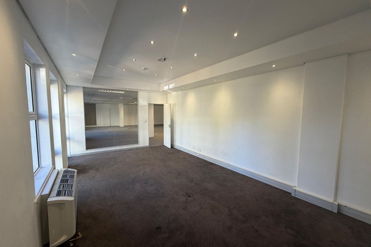 First Floor Commercial Unit in the Heart of the V&A Waterfront - Photo 5