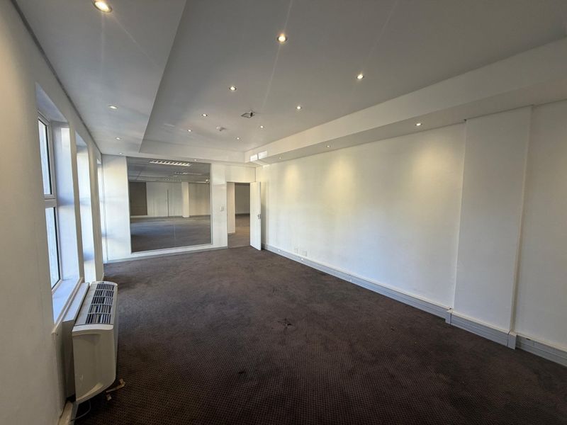 First Floor Commercial Unit in the Heart of the V&A Waterfront - Photo 5