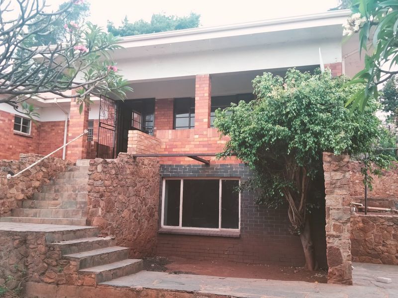 *** Reduced***   Beautifull 3 Bedroom Family Home with separate Study/office space for sale in Proclamation Hill Reduced - Photo 1