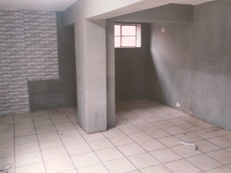 *** Reduced***   Beautifull 3 Bedroom Family Home with separate Study/office space for sale in Proclamation Hill Reduced - Photo 5