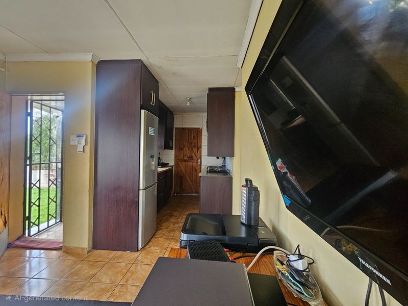 2 bedroom house for sale - Photo 1