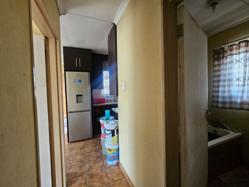 2 bedroom house for sale - Photo 6