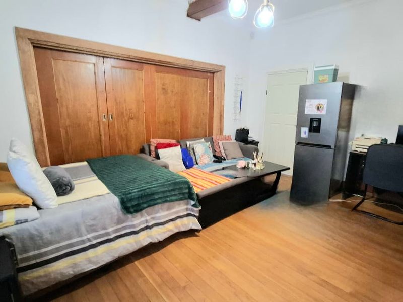 Double storey 3 bedroom 2 bathroom Orange Grove home  - Photo 9