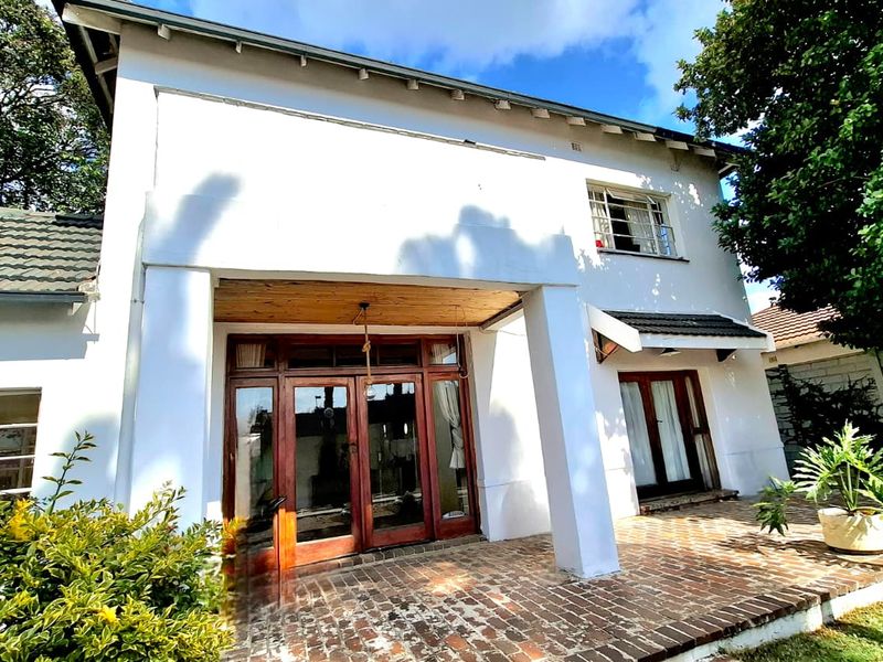 Charming Orange Grove home with flatlet and pool - Photo 2